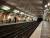 la station de métro Brochant, pour se rendre au marché couvert....
